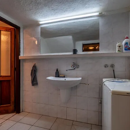 Domek alpejski V Lese *